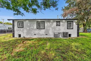 5850 NE 3rd Ave, Miami, FL 33137 - Photo 7