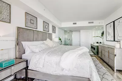 650 NE 32nd St #1002, Miami, FL 33137 - Photo 27