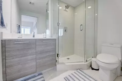 650 NE 32nd St #1002, Miami, FL 33137 - Photo 35