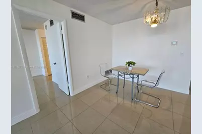 1200 NE Miami Gardens Dr #710W, Miami, FL 33179 - Photo 7