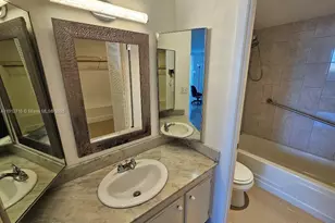 1200 NE Miami Gardens Dr, Miami, FL 33179 - Photo 11