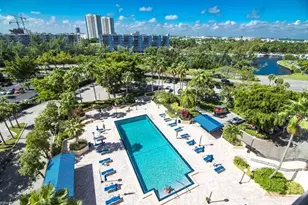 2500 Parkview Dr, Hallandale Beach, FL 33009 - Photo 23