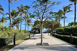 9195 Collins Ave, Surfside, FL 33154 - Photo 21