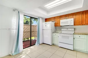 301 Lakewood Dr, Jupiter, FL 33458 - Photo 7