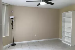 1201 NE 191st St, Miami, FL 33179 - Photo 9