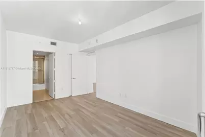 488 NE 18th St #3401, Miami, FL 33132 - Photo 17