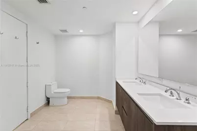 488 NE 18th St #3401, Miami, FL 33132 - Photo 13