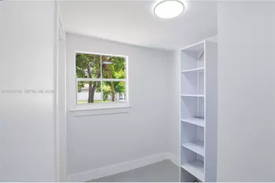 560 NE 110th Ter, Miami, FL 33161 - Photo 15