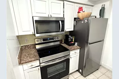 17125 N Bay Rd #3105, Sunny Isles Beach, FL 33160 - Photo 11