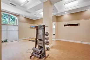 17125 N Bay Rd, Sunny Isles Beach, FL 33160 - Photo 37