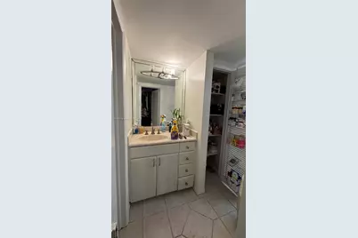 16518 NE 26th Ave #304, North Miami Beach, FL 33160 - Photo 11