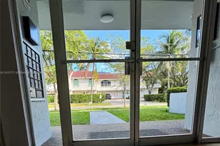 16518 NE 26th Ave, North Miami Beach, FL 33160 - Photo 27
