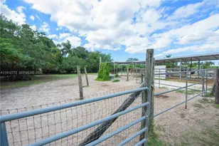 21750 SW 252nd St, Homestead, FL 33031 - Photo 25