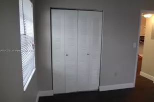 452 NE 210th Cir Terrace, Miami, FL 33179 - Photo 13