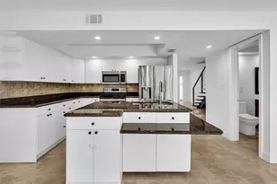 3776 NE 166th St, North Miami Beach, FL 33160 - Photo 21