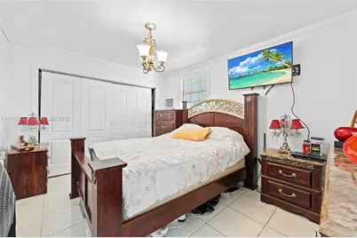 5355 W 5th Ln, Hialeah, FL 33012 - Photo 23