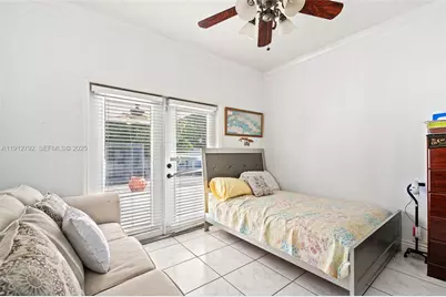 5355 W 5th Ln, Hialeah, FL 33012 - Photo 21