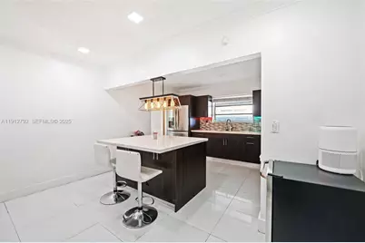 5355 W 5th Ln, Hialeah, FL 33012 - Photo 9