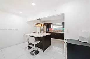 5355 W 5th Ln, Hialeah, FL 33012 - Photo 9