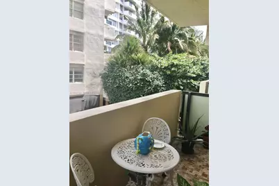 1621 Collins Ave #405, Miami Beach, FL 33139 - Photo 15