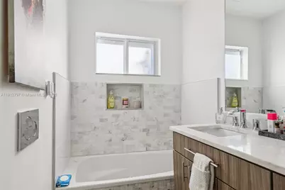 9518 N Miami Ave, Miami Shores, FL 33150 - Photo 19