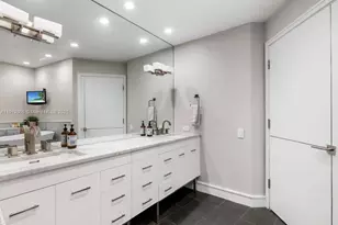 808 Brickell Key Dr, Miami, FL 33131 - Photo 15
