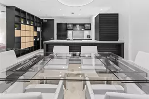 200 Biscayne Blvd Way, Miami, FL 33131 - Photo 9