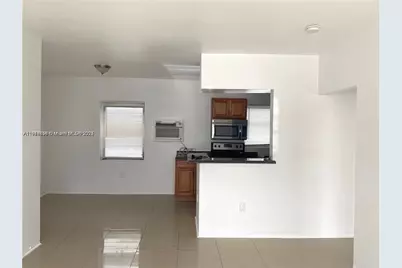 1197 Marseille Dr #12, Miami Beach, FL 33141 - Photo 9