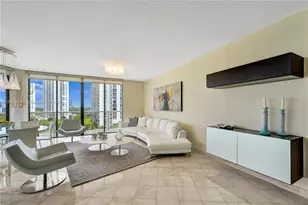 20281 E Country Club Dr, Aventura, FL 33180 - Photo 31