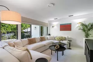 1043 NE 98th St, Miami Shores, FL 33138 - Photo 13