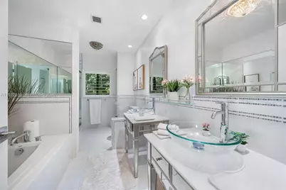 1043 NE 98th St, Miami Shores, FL 33138 - Photo 35