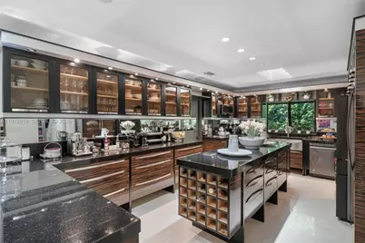 1043 NE 98th St, Miami Shores, FL 33138 - Photo 21