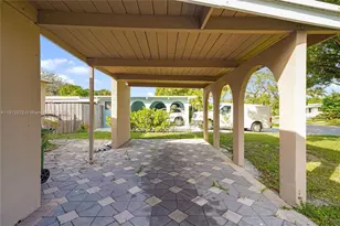 2419 NW 8th Ave, Wilton Manors, FL 33311 - Photo 33