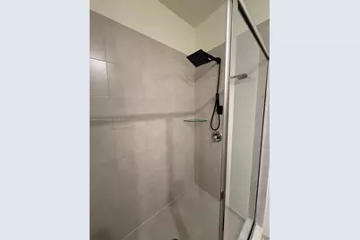 10009 W 32nd Ln, Hialeah, FL 33018 - Photo 11