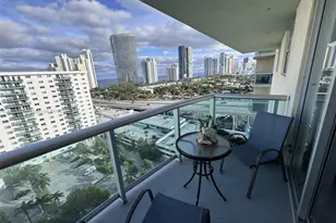19390 Collins Ave, Sunny Isles Beach, FL 33160 - Photo 17