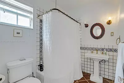 5252 La Gorce Dr, Miami Beach, FL 33140 - Photo 29