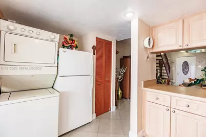 2670 W 60th St #90, Hialeah, FL 33016 - Photo 11