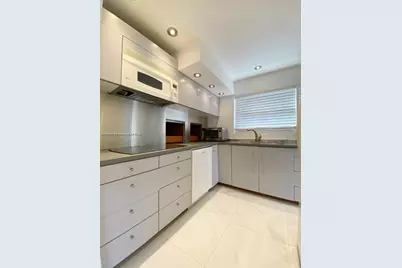 1890 Brickell Ave #4, Miami, FL 33129 - Photo 7