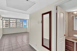 2030 S Ocean Dr, Hallandale Beach, FL 33009 - Photo 19