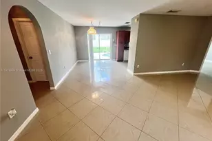 15561 Spring Line Ln, Fort Myers, FL 33905 - Photo 3