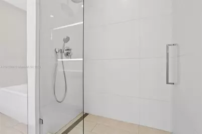 2000 Metropica Way #2504, Sunrise, FL 33323 - Photo 15