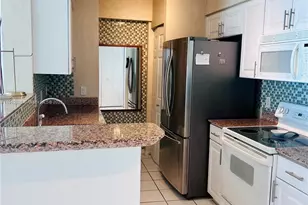 1155 Brickell Bay Dr, Miami, FL 33131 - Photo 9