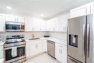 2780 NE 183rd St, Aventura, FL 33160 - Photo 7