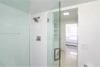 2780 NE 183rd St #2014, Aventura, FL 33160 - Photo 19