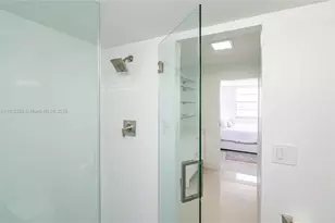 2780 NE 183rd St, Aventura, FL 33160 - Photo 19