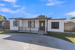 342 W 37th St, Hialeah, FL 33012 - Photo 3