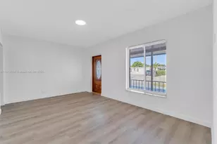 342 W 37th St, Hialeah, FL 33012 - Photo 29