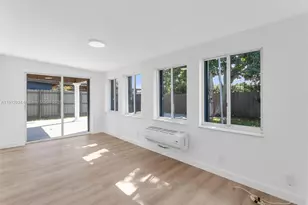 342 W 37th St, Hialeah, FL 33012 - Photo 7