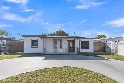 342 W 37th St, Hialeah, FL 33012 - Photo 1