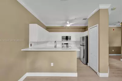 100 Jacaranda Country Club Dr #203, Plantation, FL 33324 - Photo 15